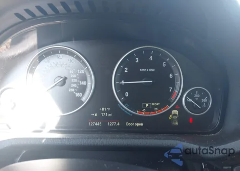 2017 BMW X3 xDrive28I z USA, uszkodzony, nr VIN 5UXWX9C51H0T12288